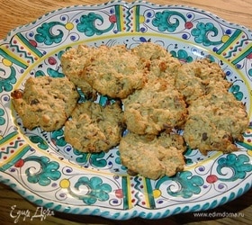 Овсяное печенье с бананом, орехами и шоколадом