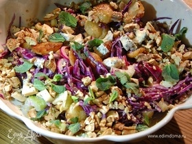 Картофельный салат с красной капустой, сельдереем и голубым сыром