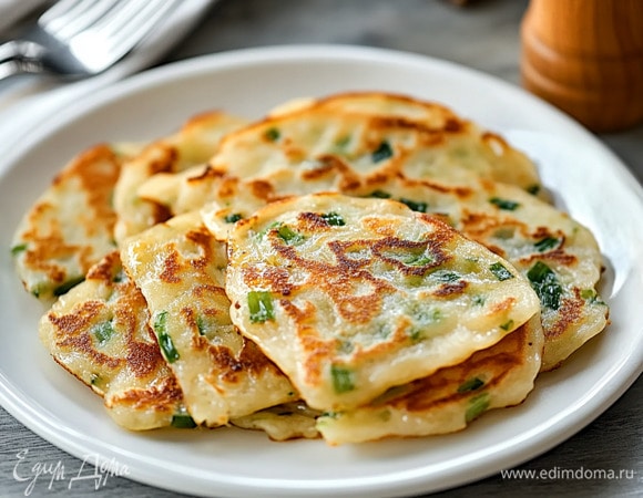 Постные блины с луком