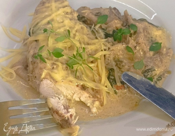 Сливочная курица со шпинатом Сливочная курица со шпинатом