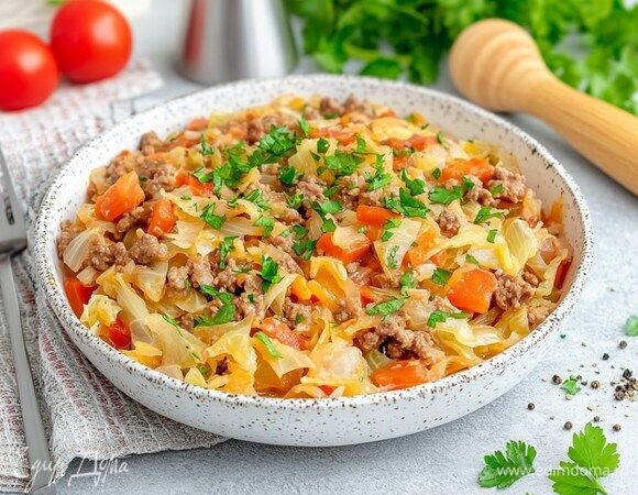 Тушеная капуста с фаршем на сковороде Тушеная капуста с фаршем на сковороде