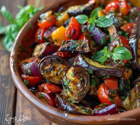 Салат из печеных овощей на мангале