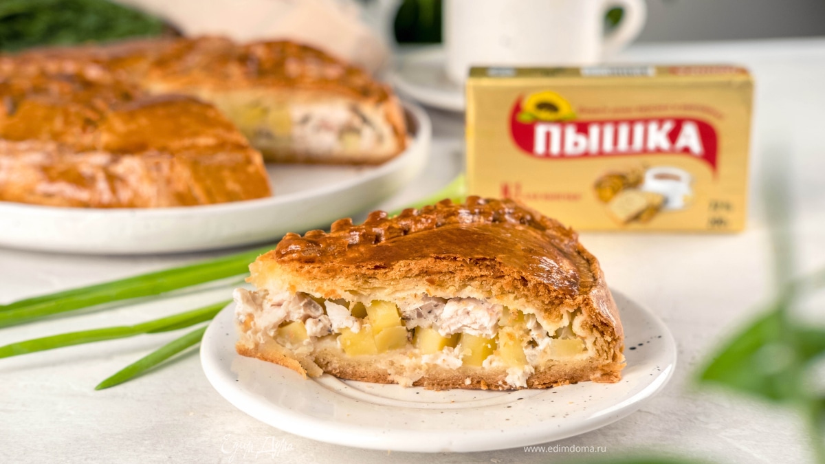 Курник из сдобного теста