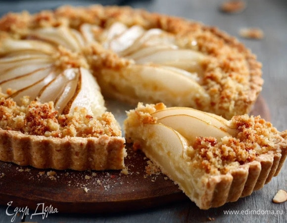 Грушевый пирог с миндальной крошкой Грушевый пирог с миндальной крошкой