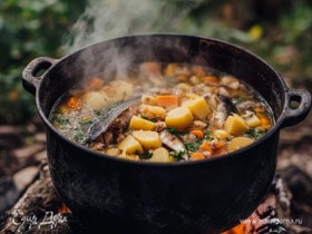 Речная уха на костре