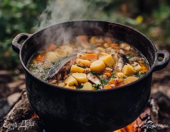 Речная уха на костре      