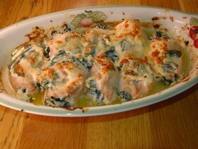 Куриные рулетики со шпинатом и рикоттой