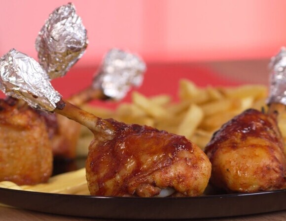 "Чупа-чупсы" из куриных ножек