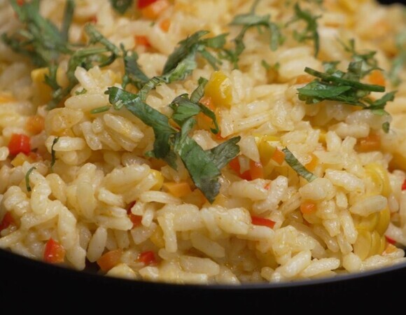 Шафрановый рис с овощами