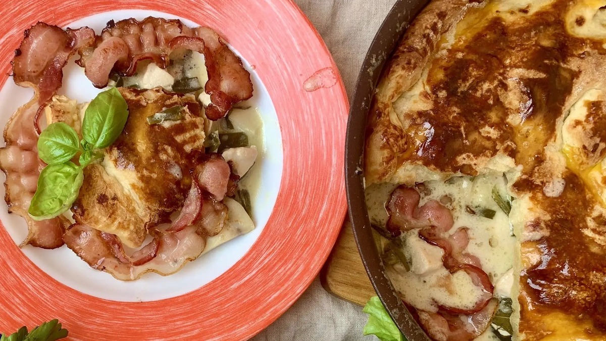 Закрытый пирог с курицей и грибами