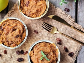 Морковное суфле с изюмом и яблоком