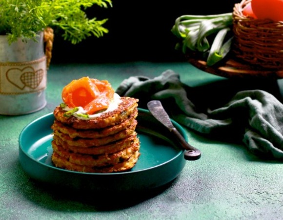 Картофельно-луковые оладьи с сыром Картофельно-луковые оладьи с сыром