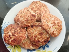 Мясные оладушки с кабачком