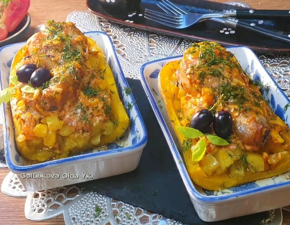Лодочки из тыквы с овощами и птицей