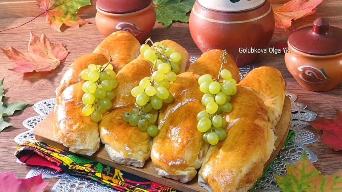 Пироги на кленовых листьях