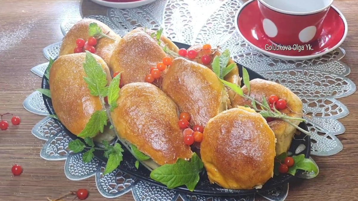 Сдобный разборный пирог с яблоками