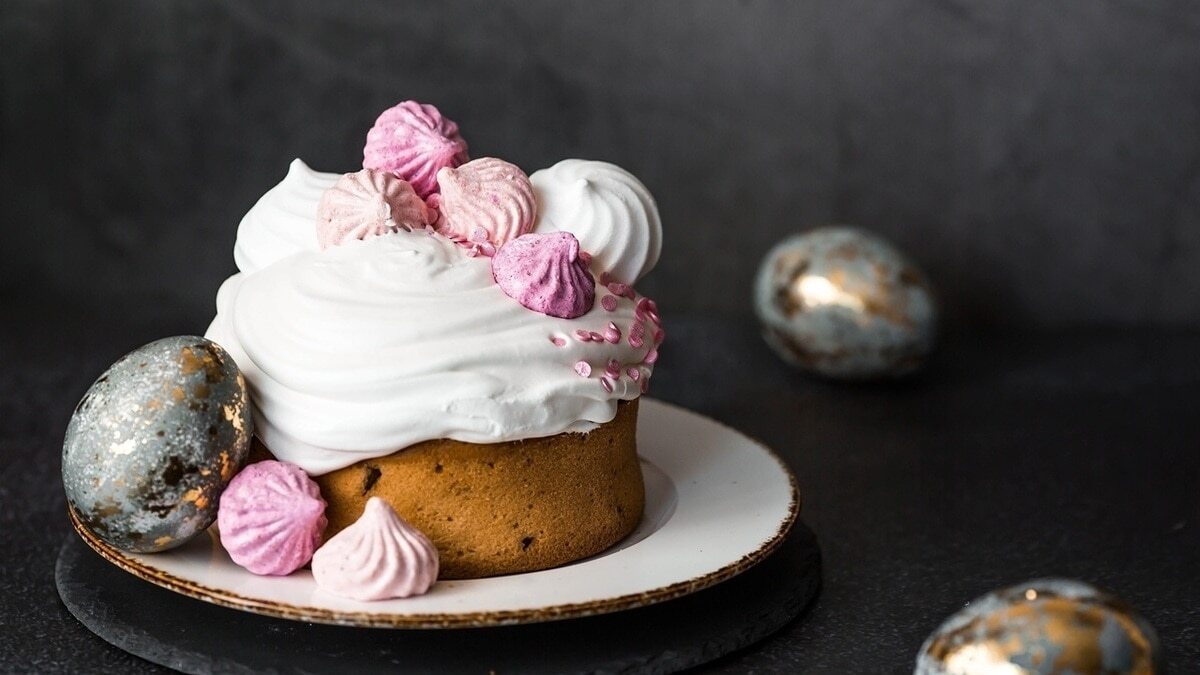 Шеф-повар Спиваков раскрыл секрет идеальной глазури для куличей